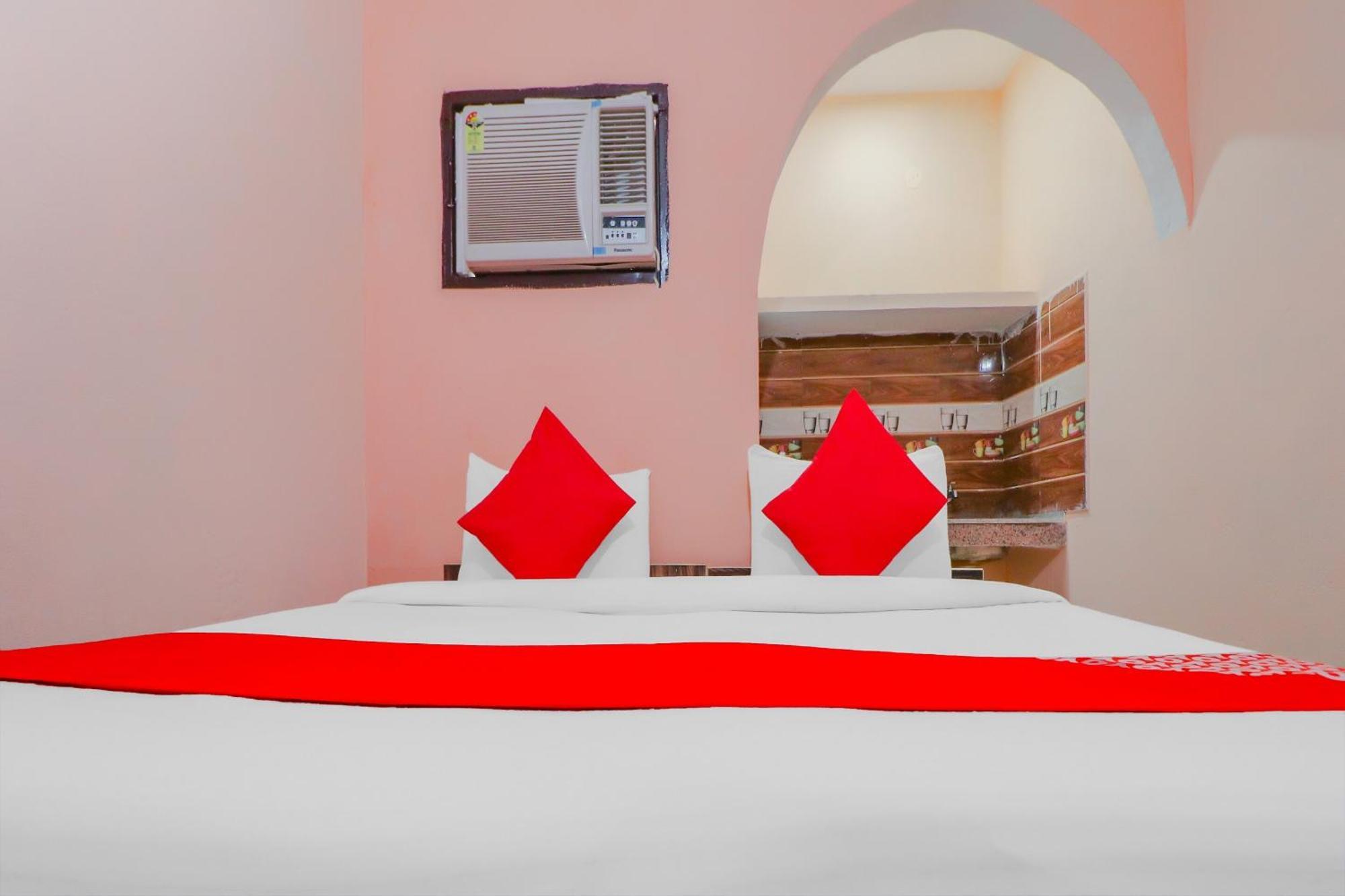 Hotel O Bhardwaj Guest House Garhi Harsaru Εξωτερικό φωτογραφία